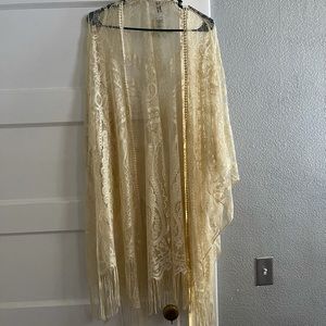 Torrid lace shawl